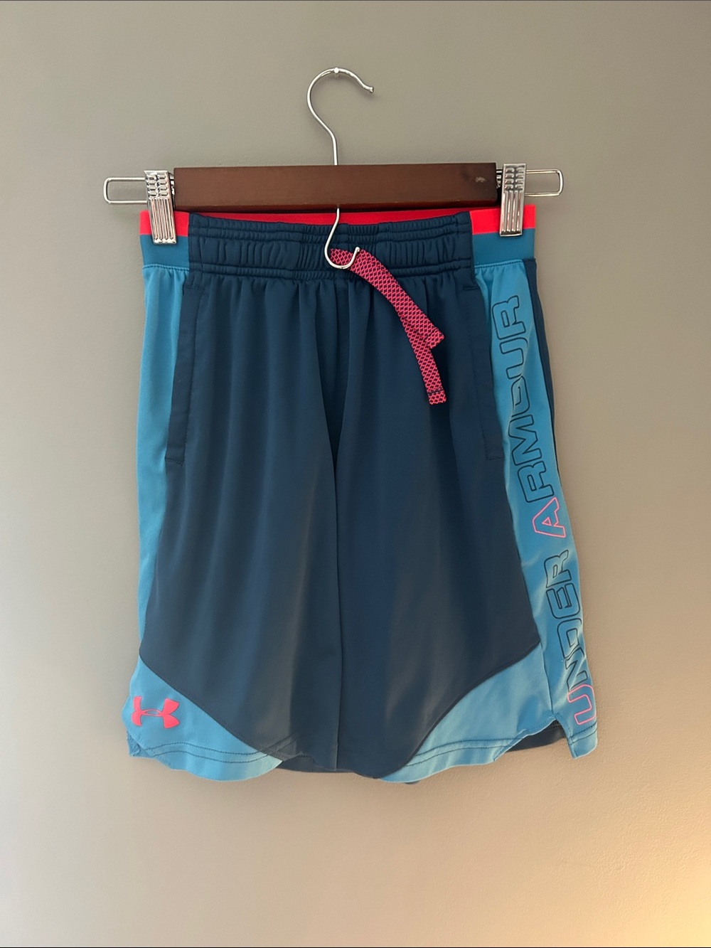 Under Armour Boy’s Medium Blue Athletic Shorts with Pink Accents